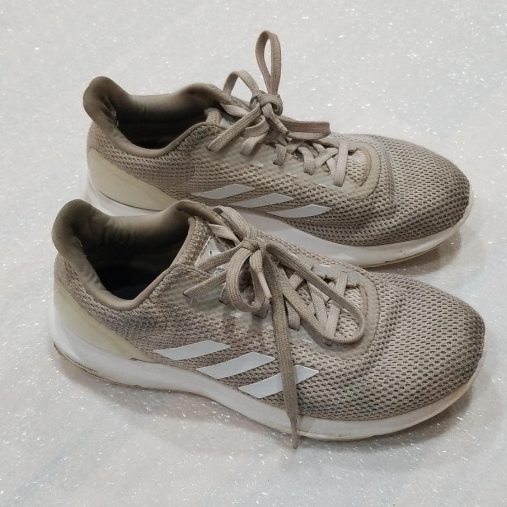 Adidas men's shoes size 10